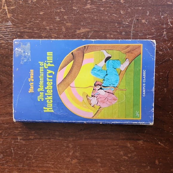 Vintage The Adventures of Huckleberry Finn Book - Picture 1 of 7